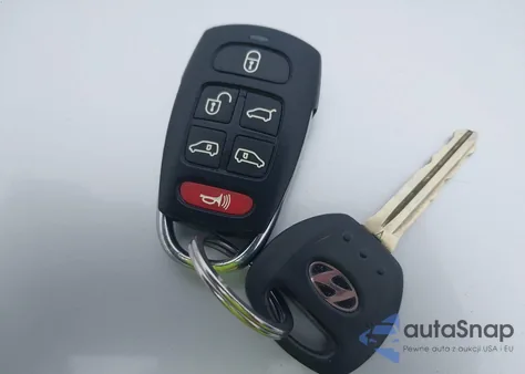 2007 Hyundai Entourage Gls/Limited/Se из США, поврежденный, VIN KNDMC233176031145